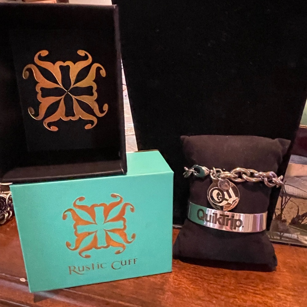 Rustic cuff Quick Trip bracelet set